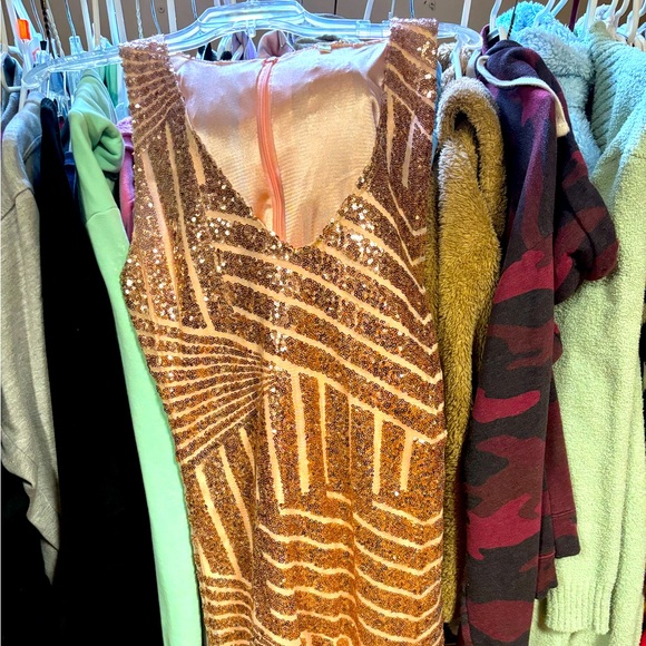 Rose gold dress - Picture 1 of 1